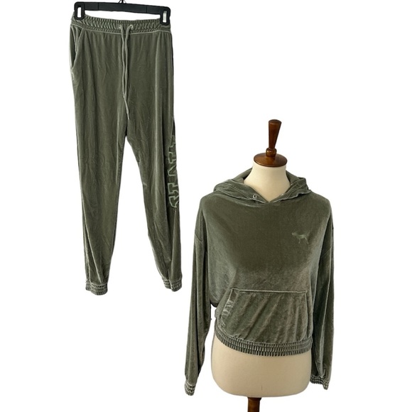 PINK Victoria’s Secret Green Velour Sweatsuit - Picture 1 of 7